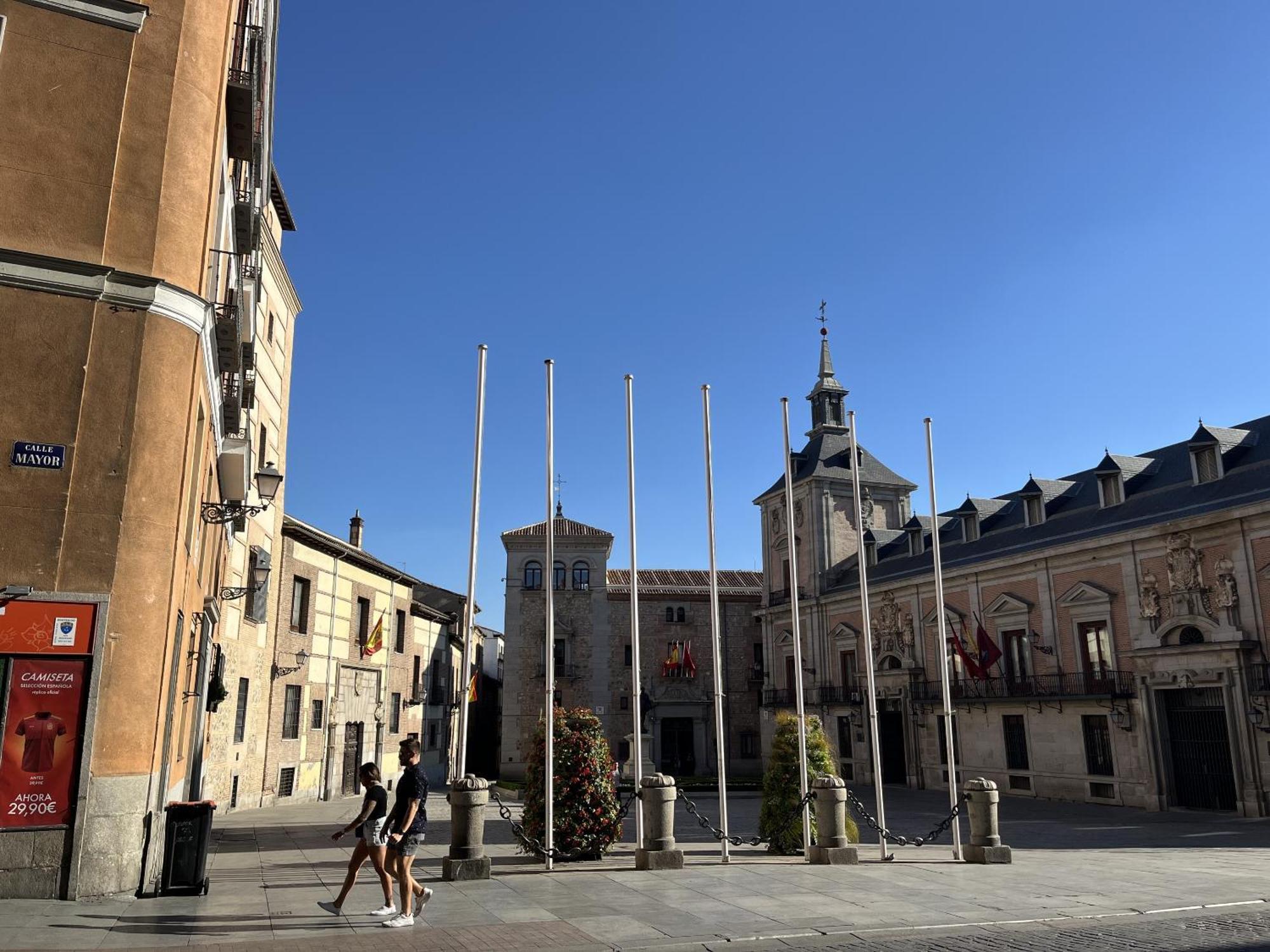 Dplace To Be - Luxury Apartment In Historic Center Madri Exterior foto